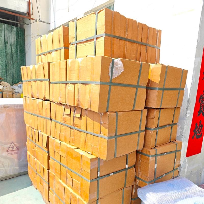 Le premier lot de commandes de boîtiers de compteurs électriques provenant de nouveaux clients au Royaume-Uni a été expédié avec succès